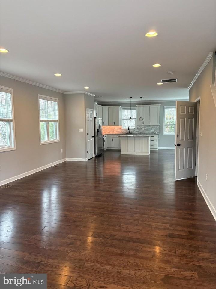 6445 1st Street - Photo 3 of 37