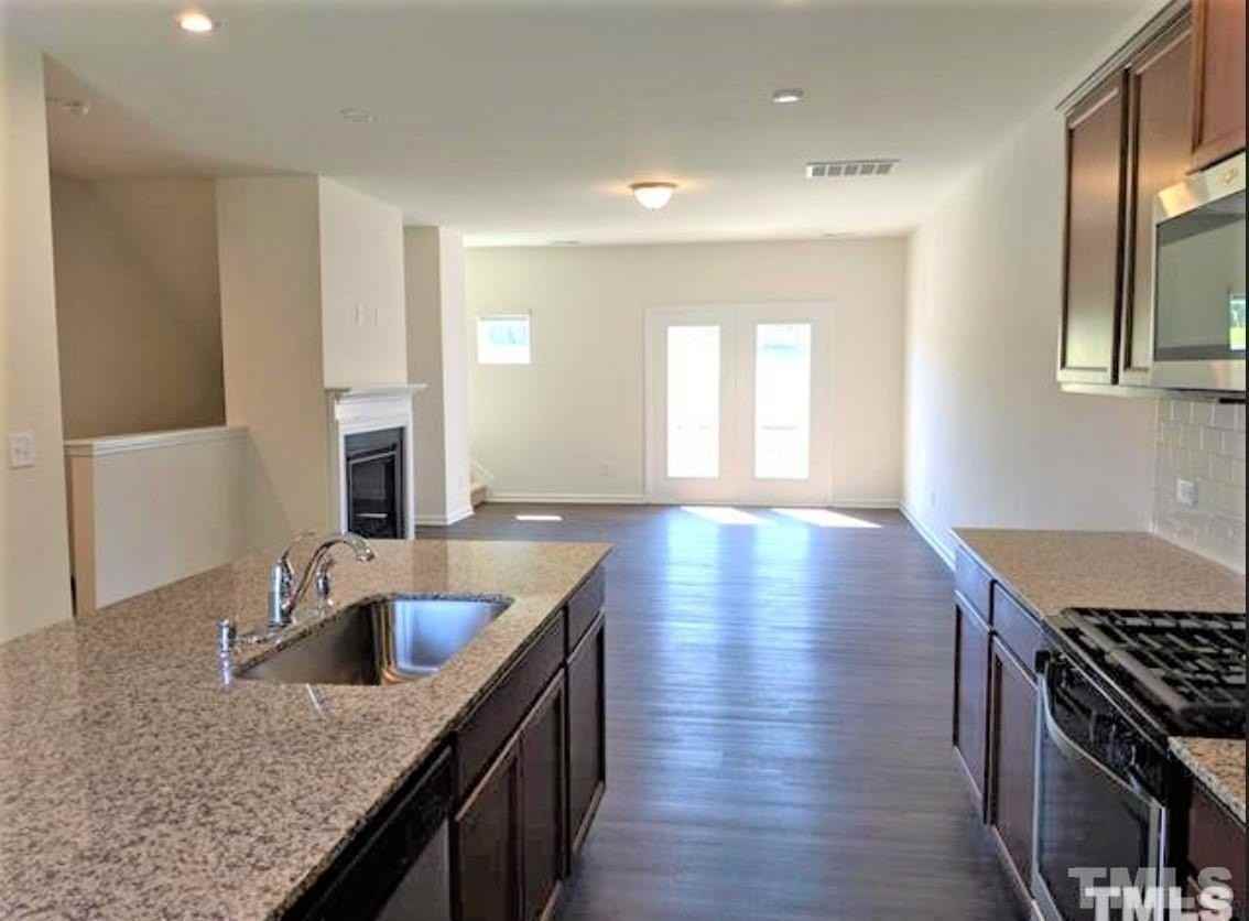 4121 Mahal Avenue - Photo 3 of 33