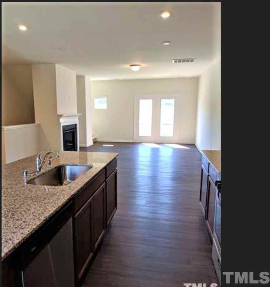 4121 Mahal Avenue - Photo 4 of 33