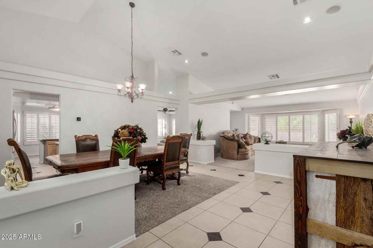 4550 East Bent Tree Drive - Photo 7 of 50