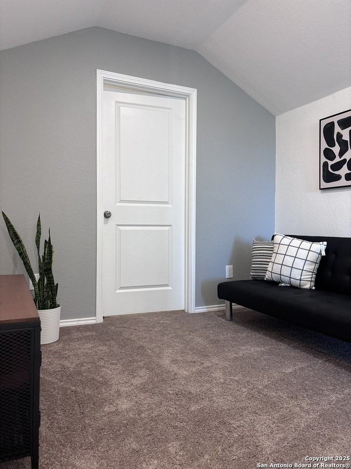 7029 Elm Cv - Photo 4 of 18