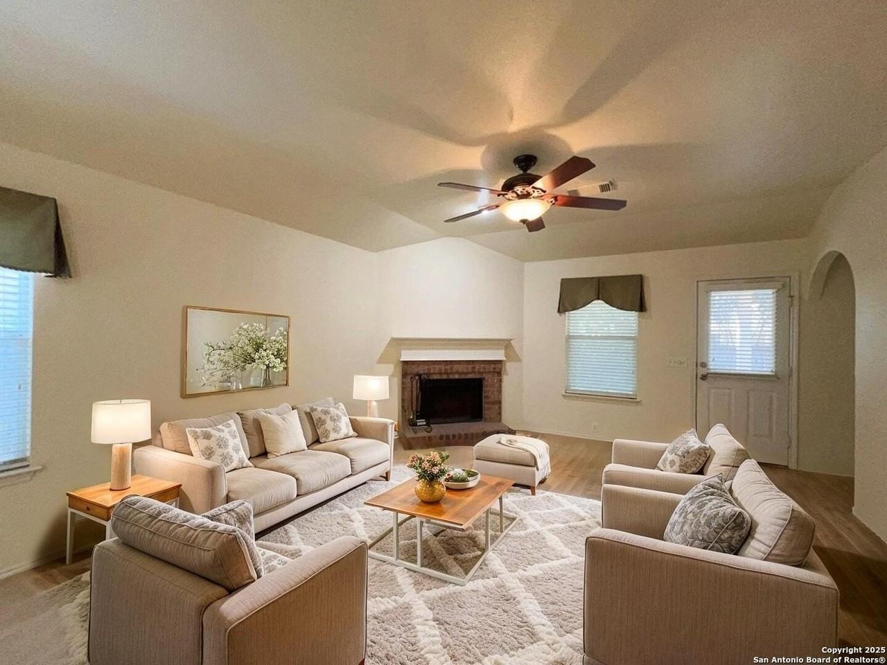 3922 Canyon Pkwy - Photo 2 of 40