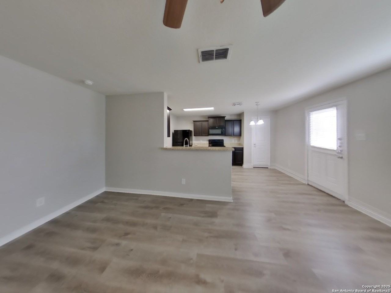 3807 3807 Southton - Photo 4 of 17