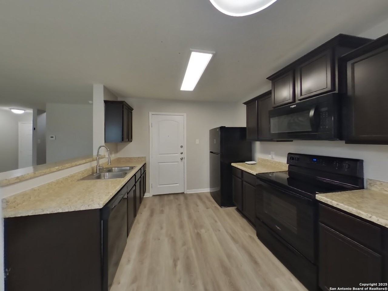 3807 3807 Southton - Photo 5 of 17