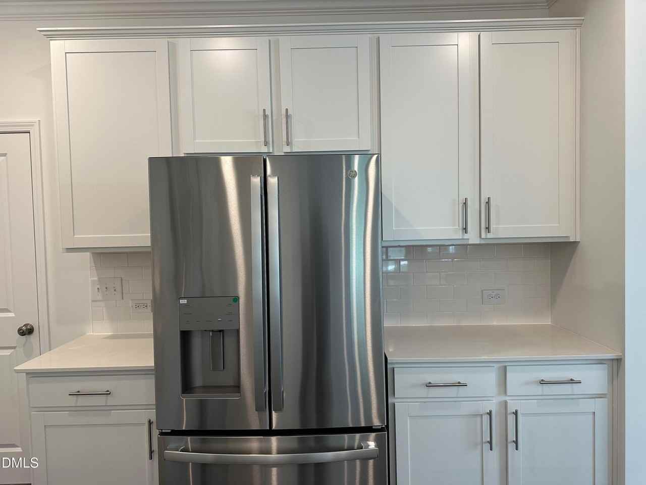 1033 Red Finch Way - Photo 6 of 24