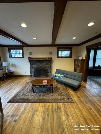 14 Lake St - Photo 2 of 13