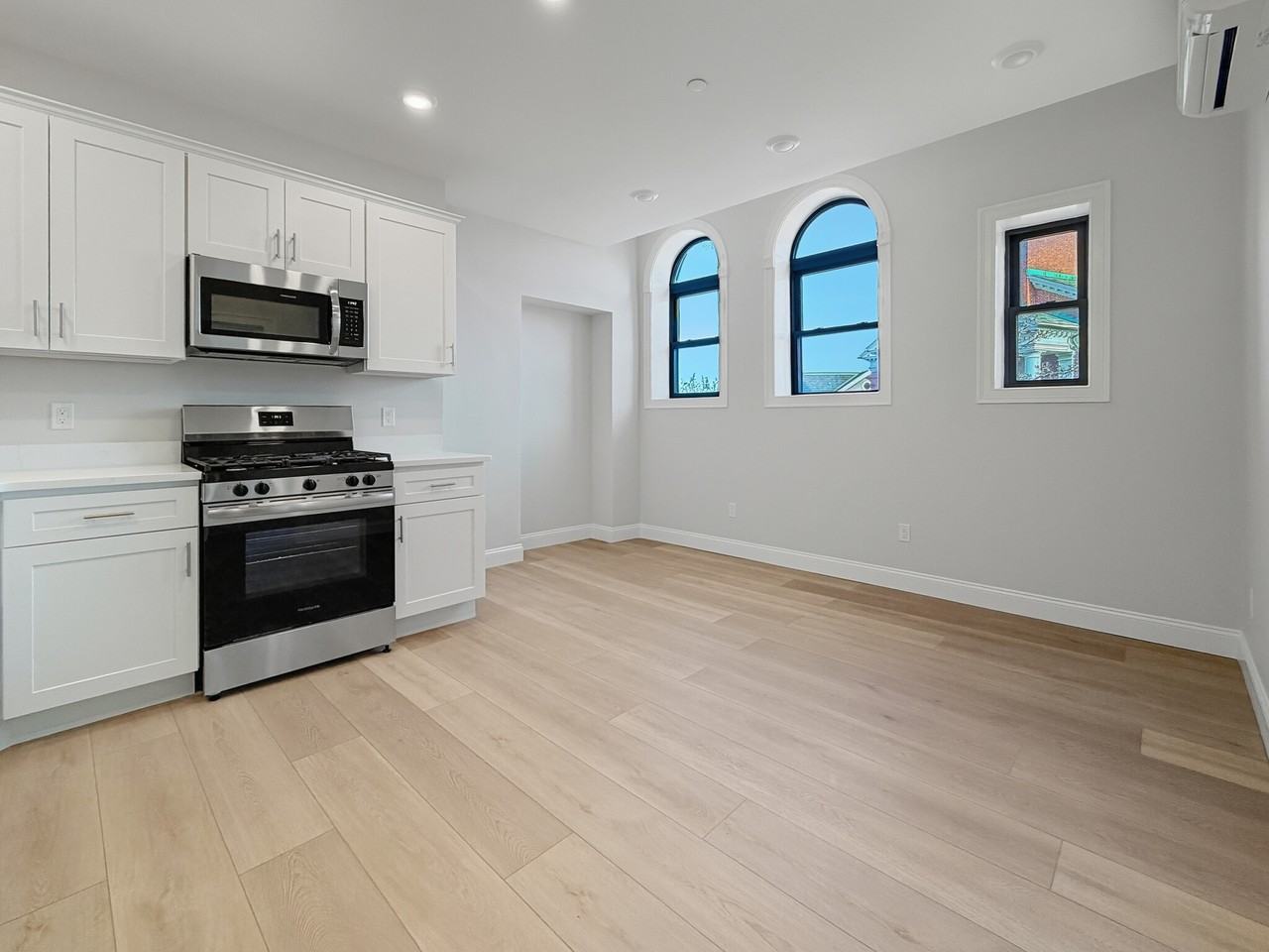 222 Winthrop Street #201