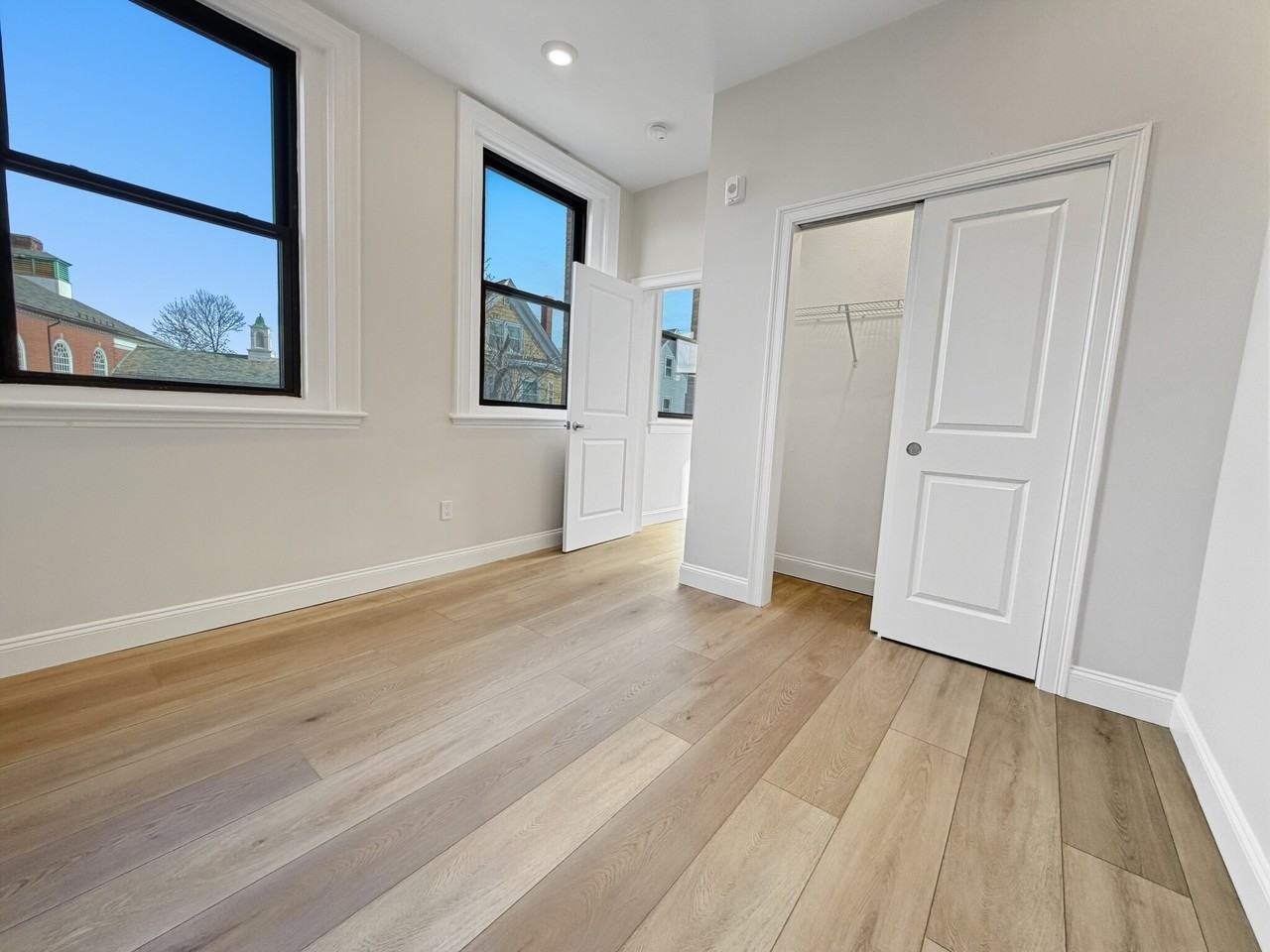 226 Winthrop Street #202 - Photo 5 of 8