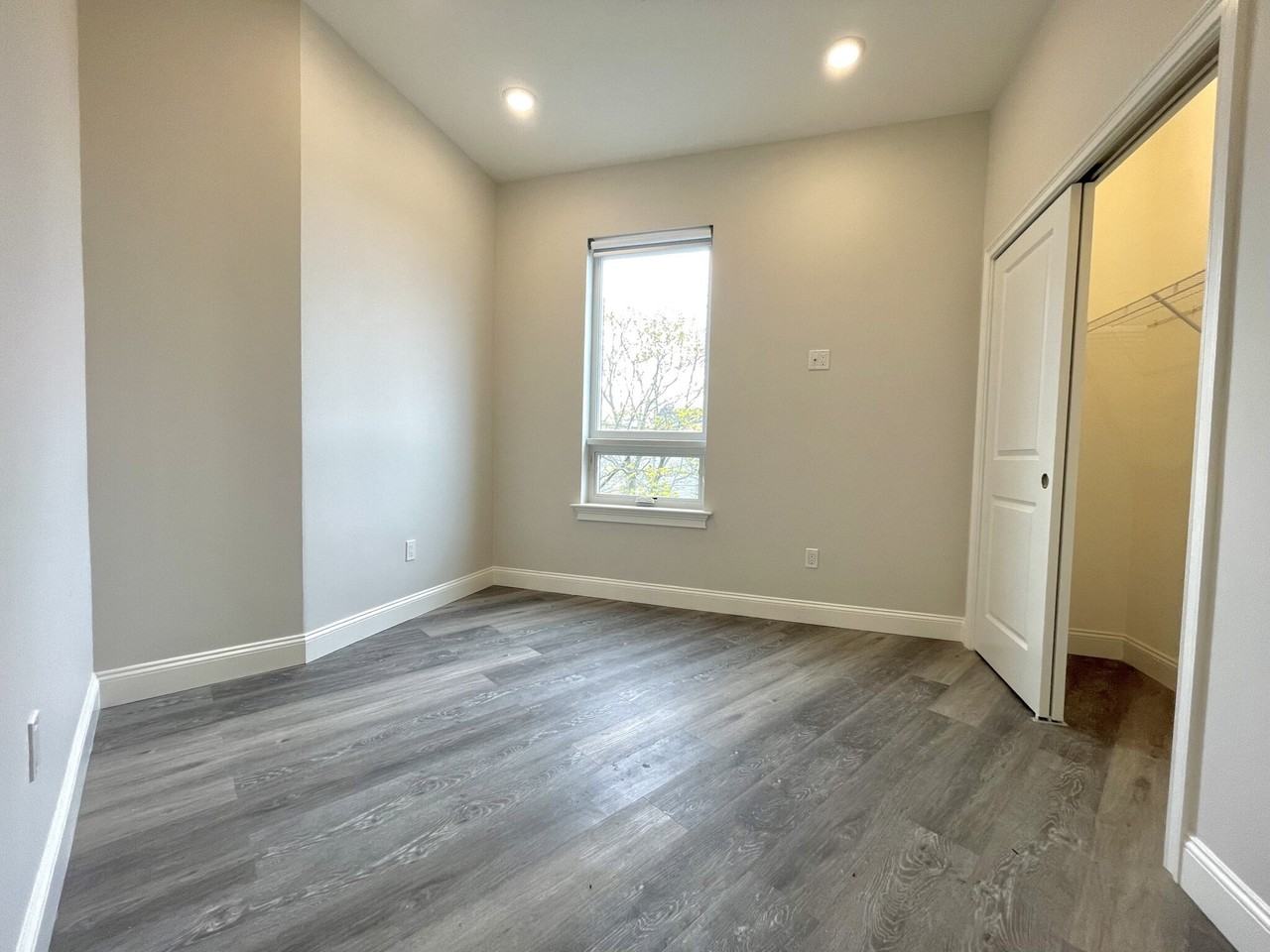 9 Fremont St #301 - Photo 6 of 10