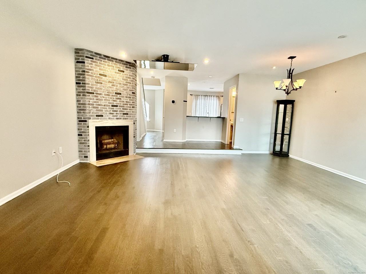 1900 Summer Street ##15 - Photo 3 of 32