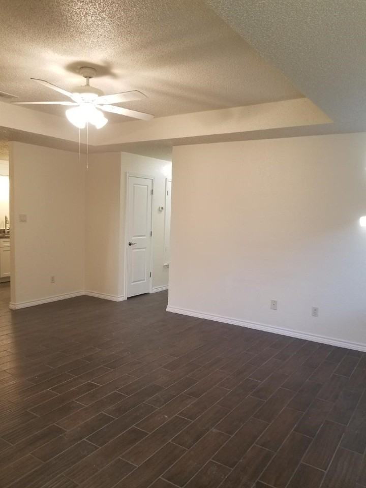 7507 April Ln - Photo 2 of 12