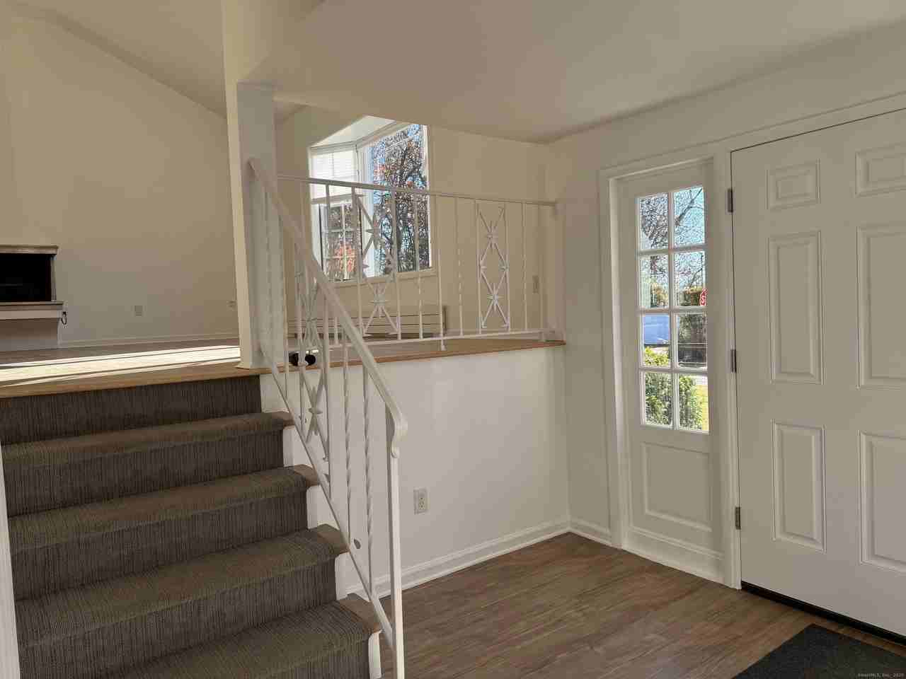 15 Sunwich Road - Photo 6 of 33