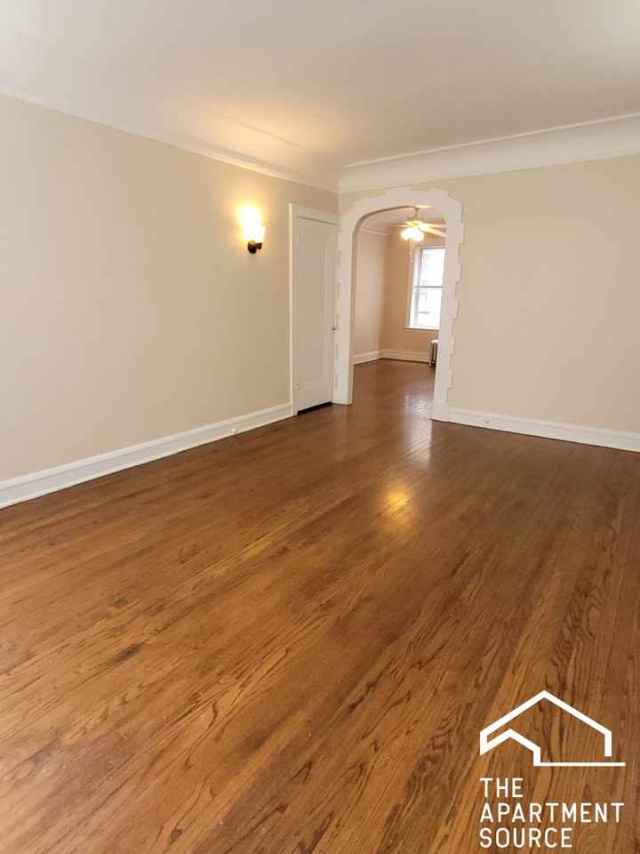 1804 W Farwell Ave #2D - Photo 2 of 12