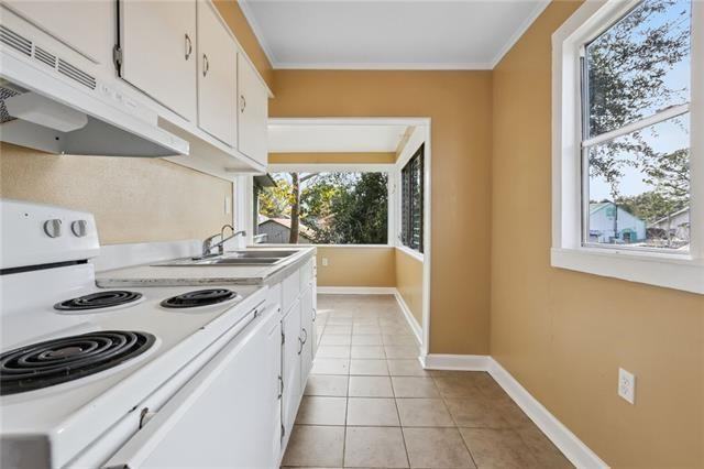 2640 Jasmine St - Photo 7 of 20