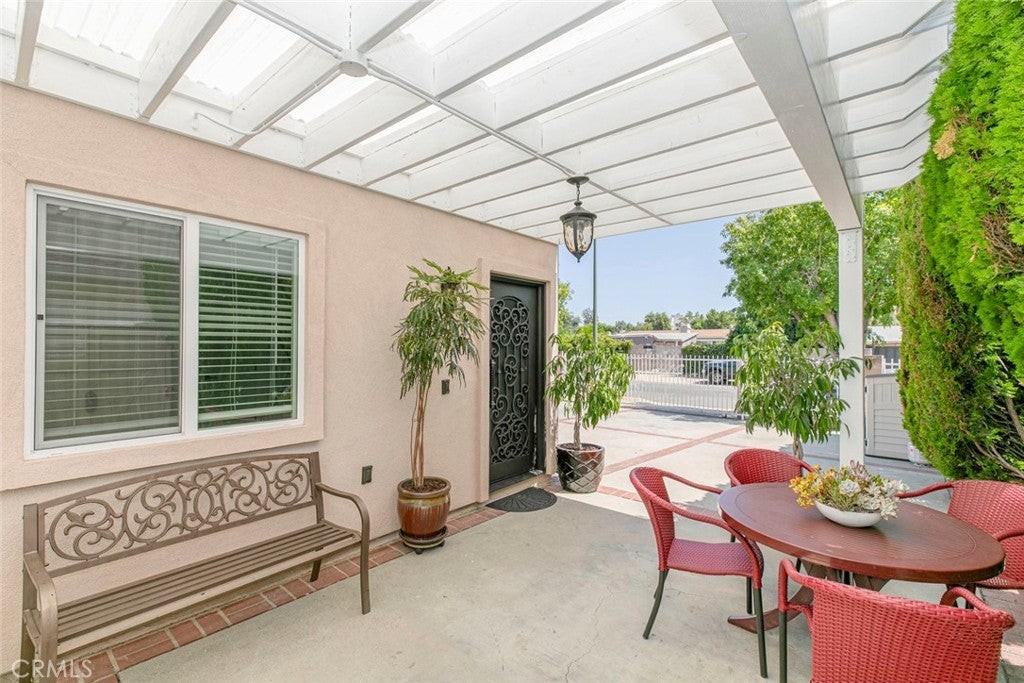 15849 Malden Street - Photo 4 of 25