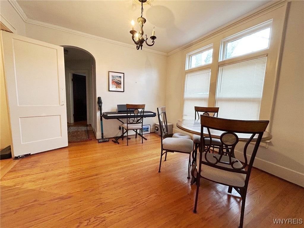 240 Anderson Place - Photo 5 of 13