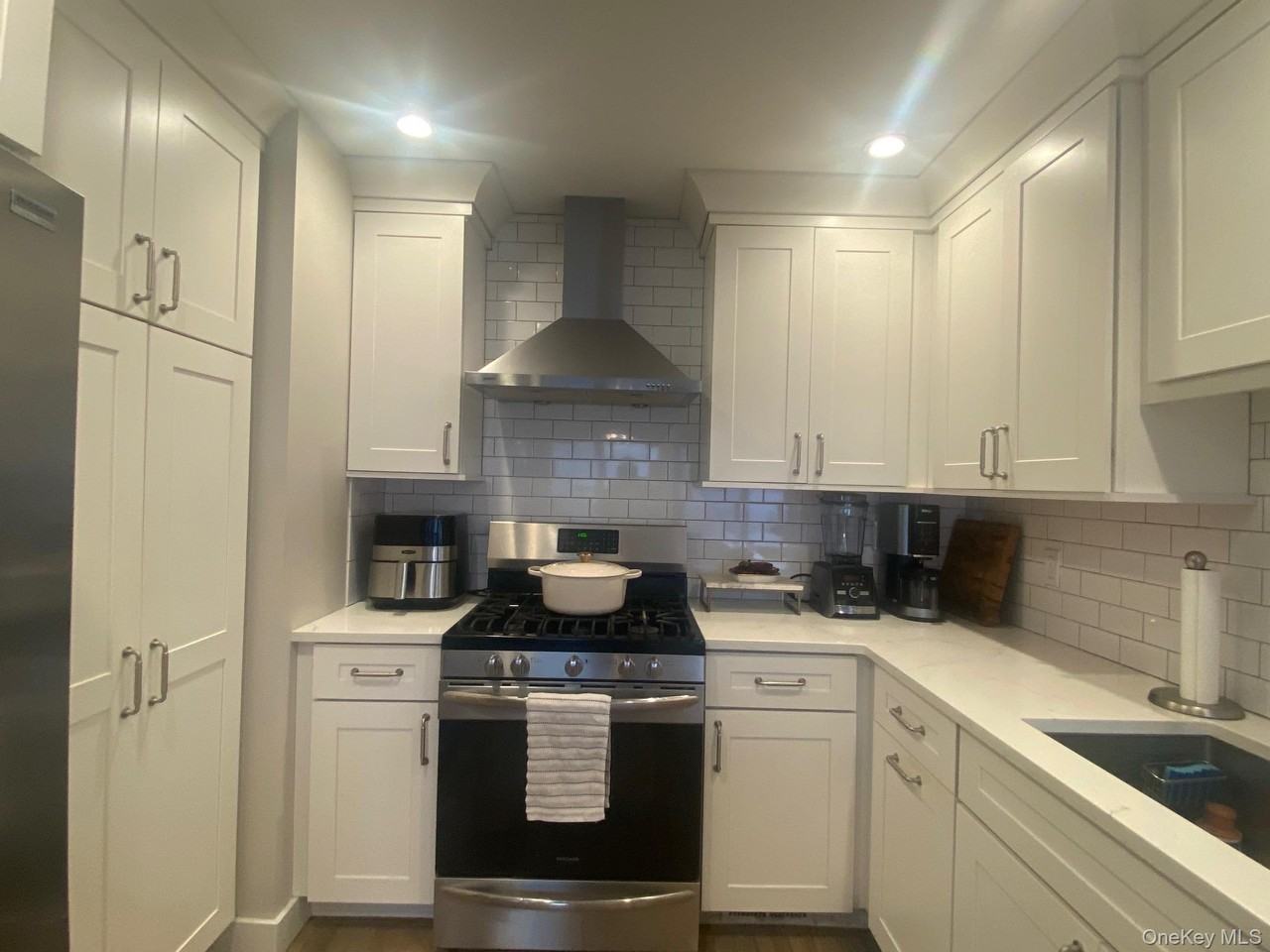 18 Tennessee Avenue - Photo 4 of 31