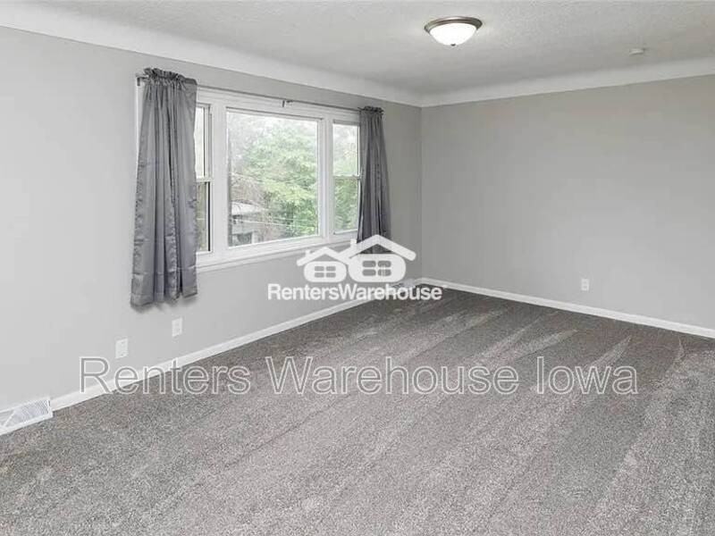 2418 Boston Ave - Photo 4 of 13