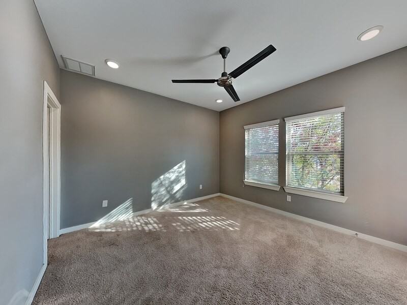 1553 Fiji St - Photo 7 of 21