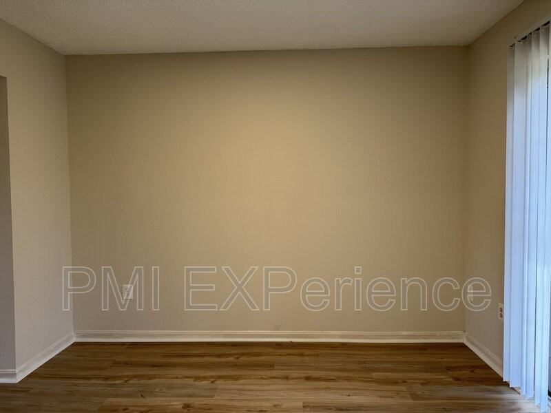 709 Saint Michaels Dr - Photo 5 of 27