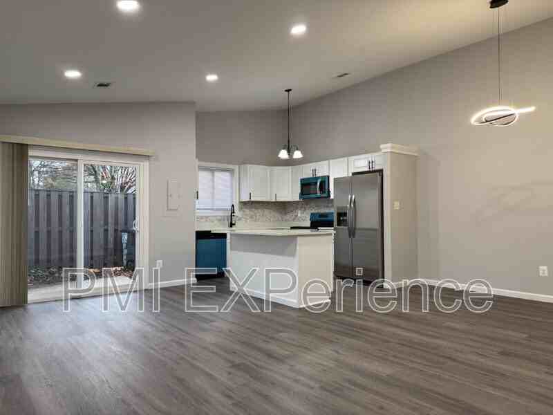 10114 Scotch Hill Drive - Photo 3 of 19