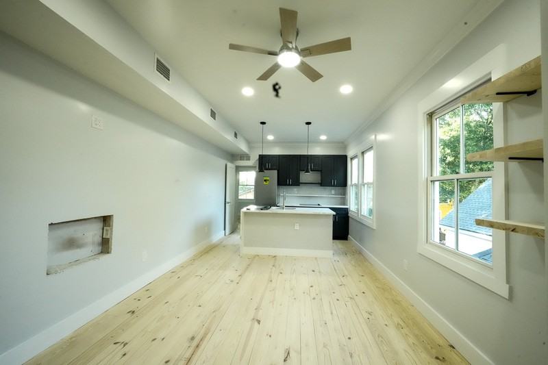 1932 Hubbard St - Photo 5 of 5