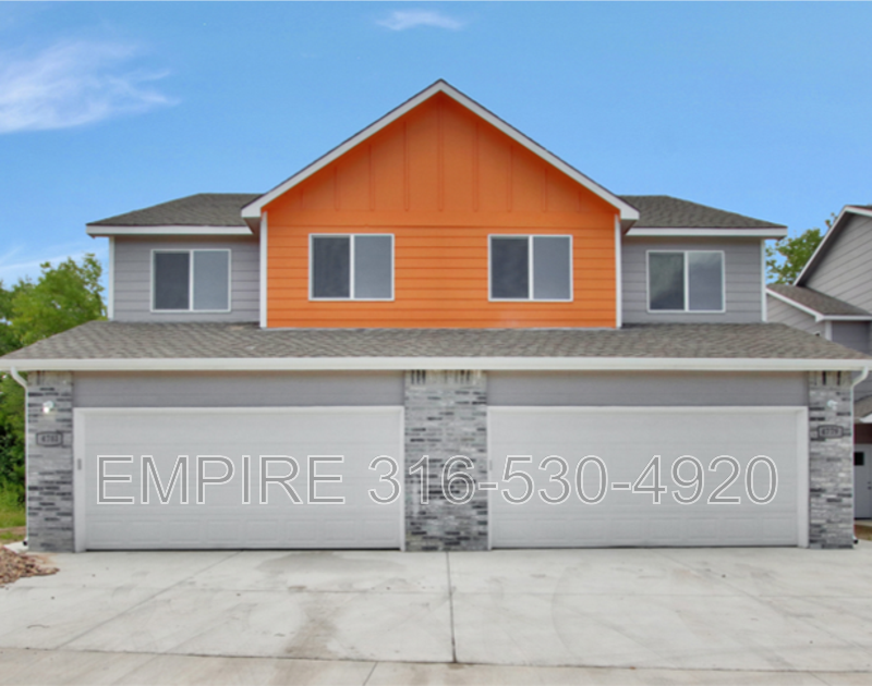 4775 E 45th St N - Photo 2 of 20