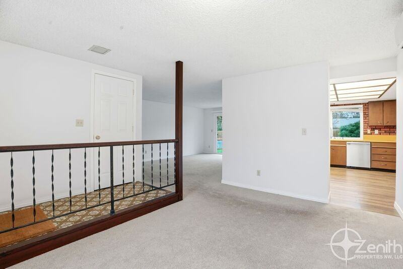 9507 Nw 18th Ave - Photo 7 of 36