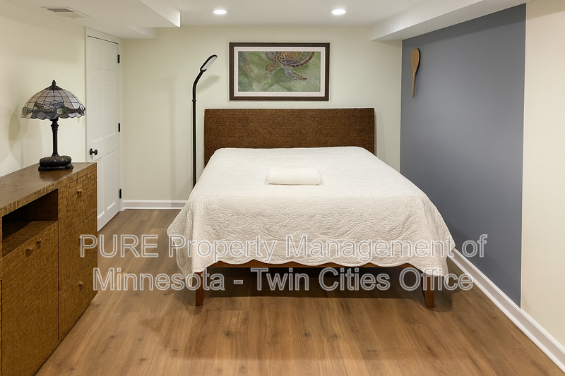 1797 Montreal Ave - Photo 4 of 16