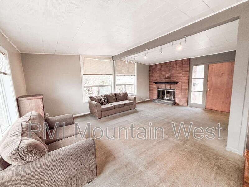 481 Provo Court - Photo 3 of 35