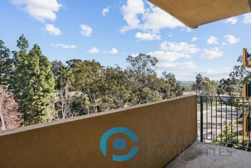 3093 Broadway #402 - Photo 5 of 23