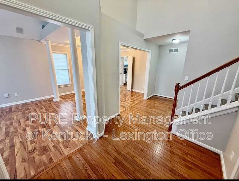 552 Forest Hill Dr - Photo 3 of 40