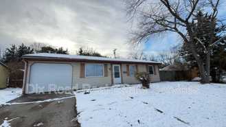 425 Smalley Boulevard - Photo 1 of 1