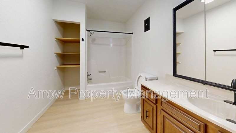 201 E Arbor Ave - Photo 5 of 7