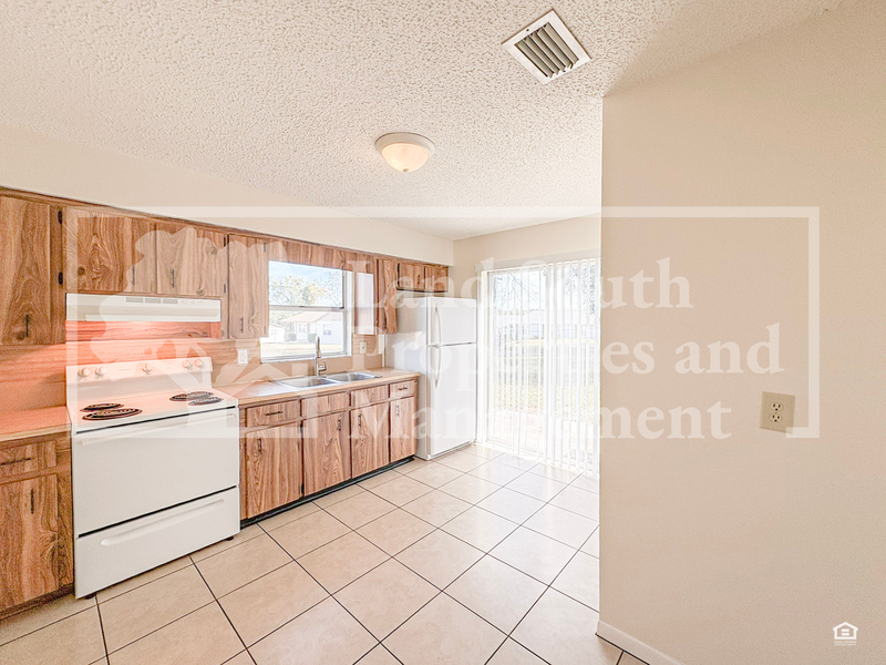 5842 Charlton Dr #5840-5842 - Photo 5 of 13