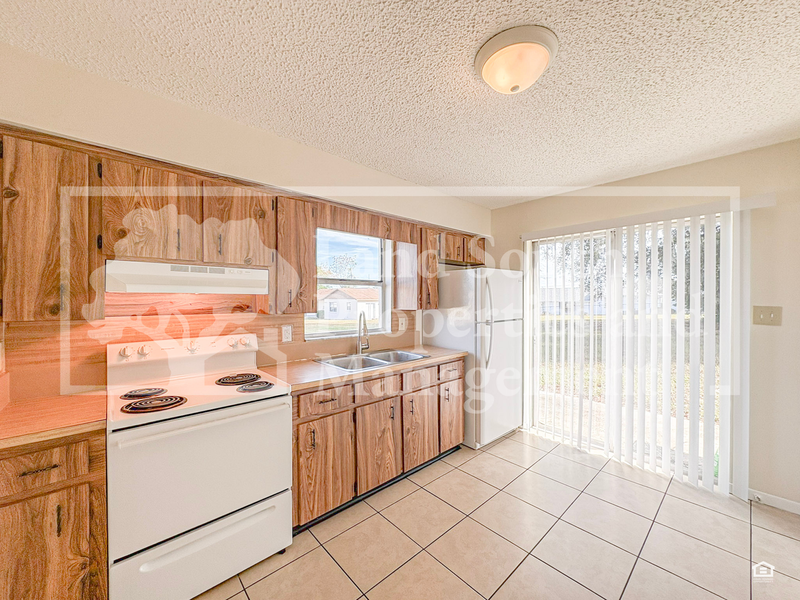 5842 Charlton Dr #5840-5842 - Photo 6 of 13