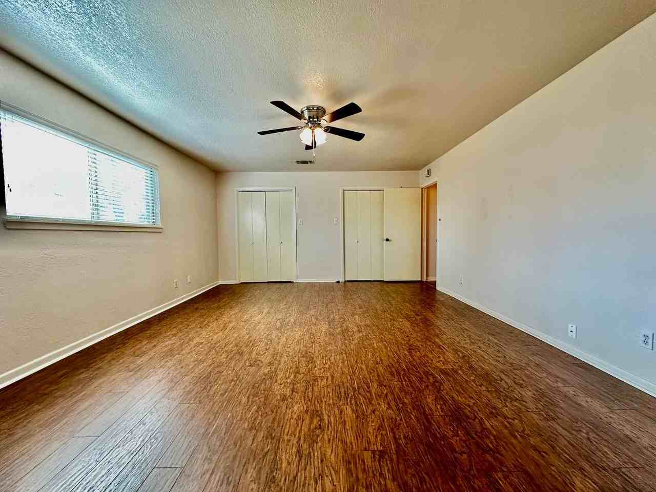 129 Paradise Avenue - Photo 7 of 17