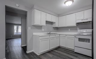 featured image of 1900 Sunny Ct