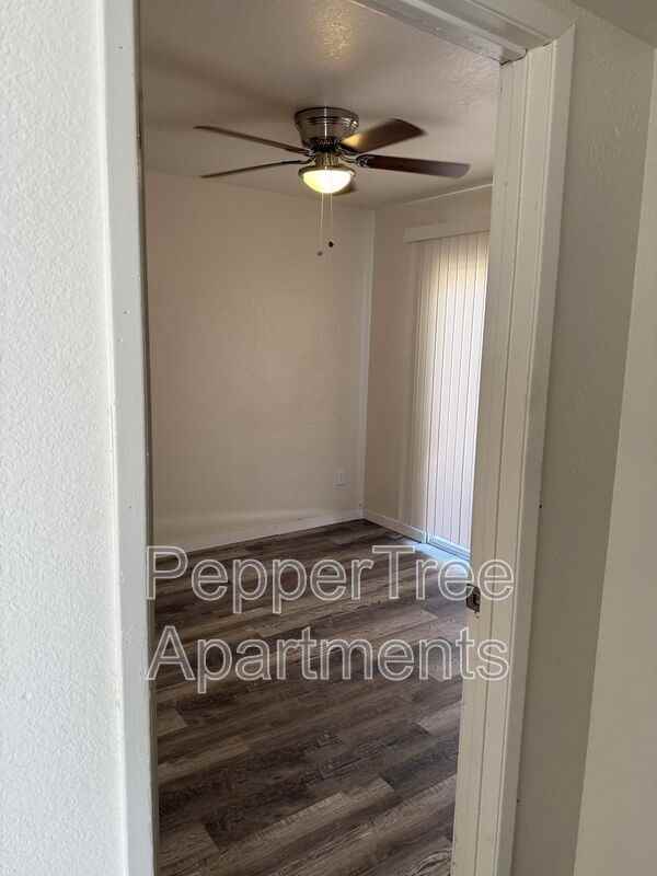 720 E Elm Ave #D - Photo 7 of 11