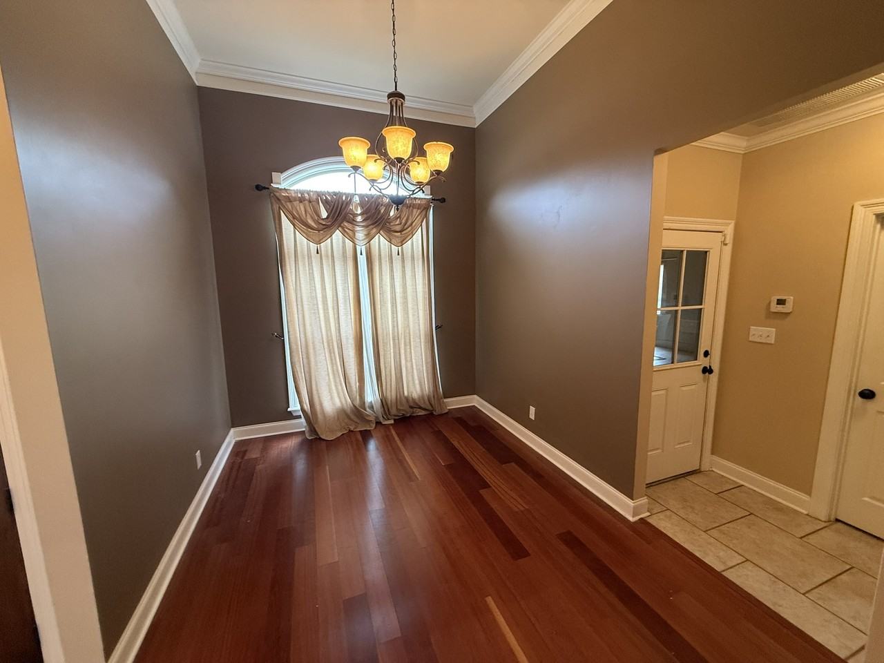 26 Woodside - Photo 2 of 17