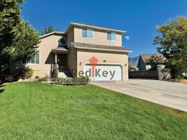 featured image of 213 Lakeview