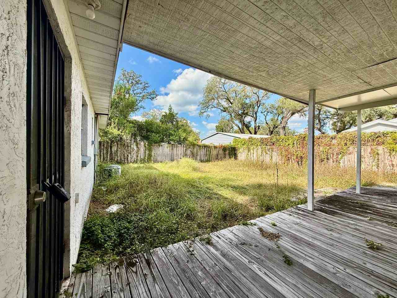 804 E 127th Ave #B - Photo 3 of 16