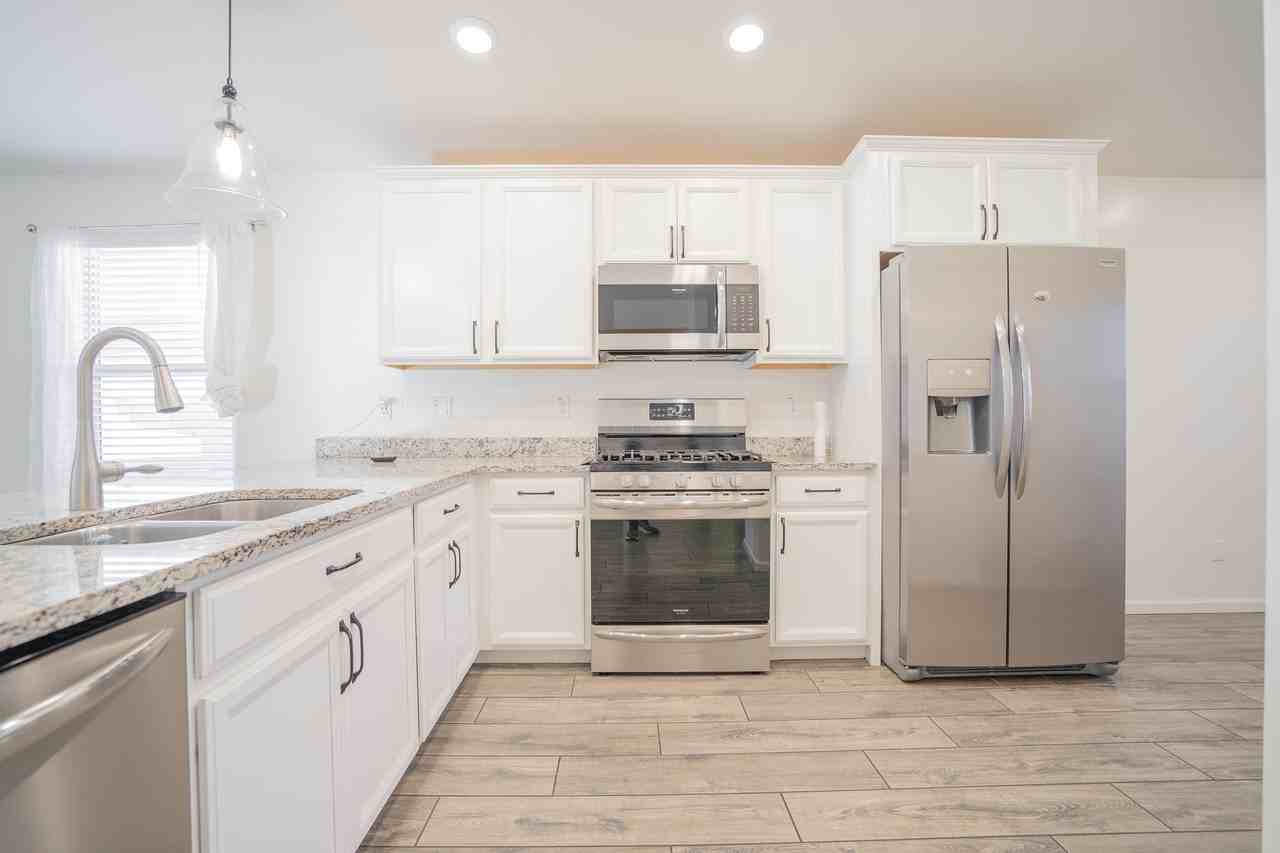 3417 W Alta Vista Rd - Photo 5 of 33