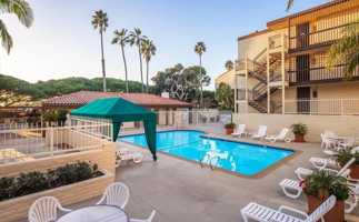 featured image of 6455 La Jolla Boulevard