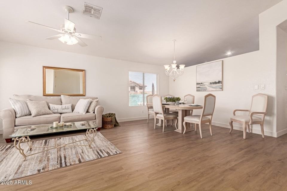 1033 E Mountain Vista Dr - Photo 4 of 20