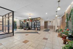 featured image of 68-20 Selfridge Street