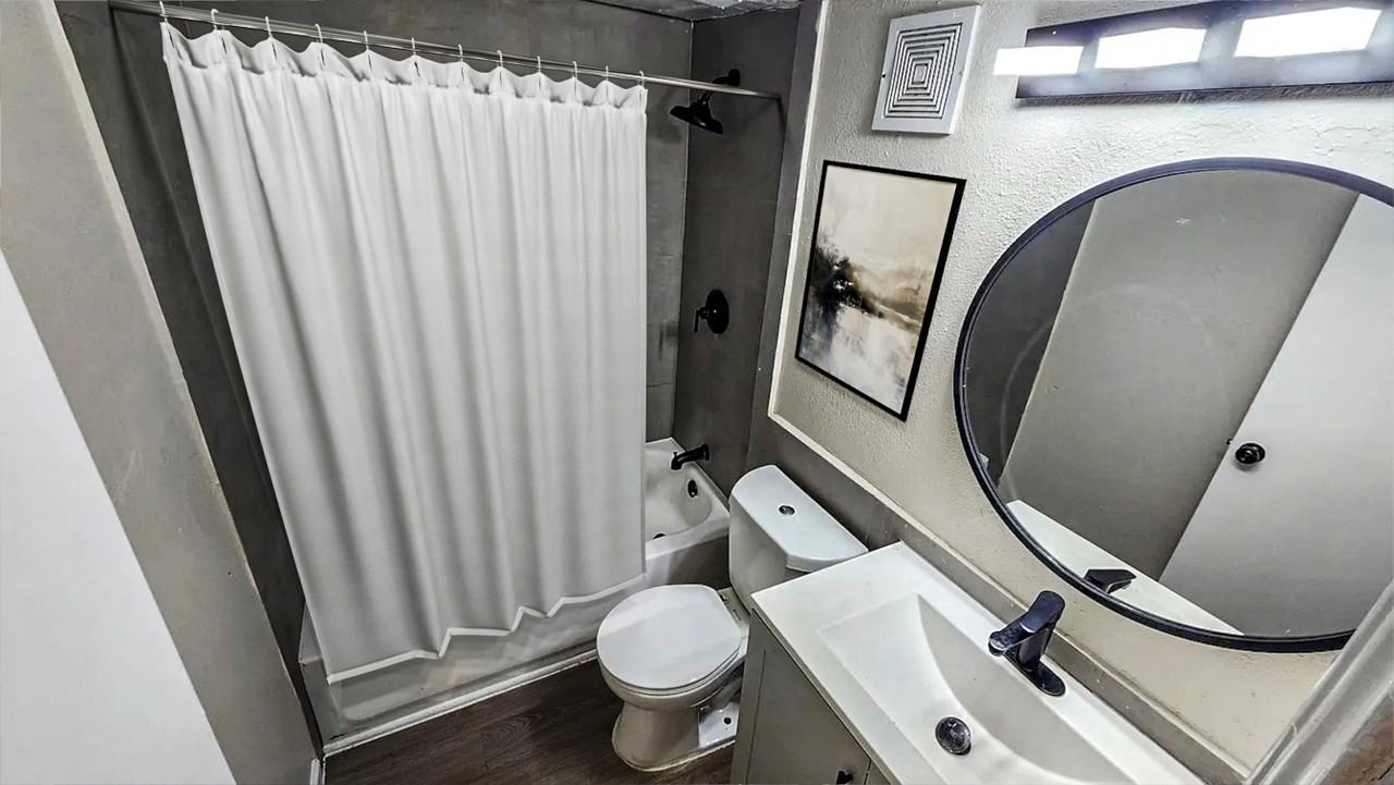 2751 E Ledbetter Dr #11 - Photo 5 of 15