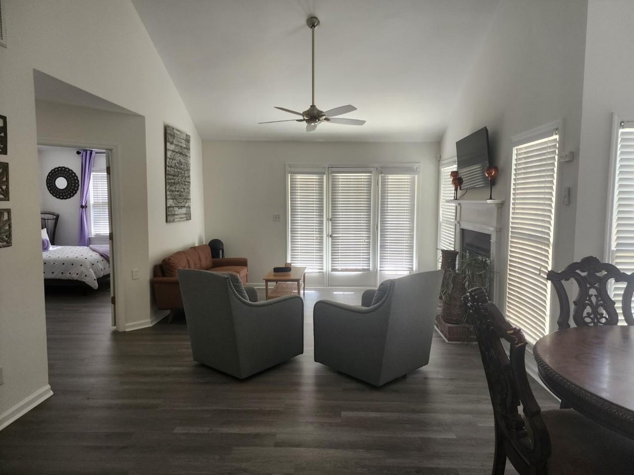 426 Georgetown Circle - Photo 5 of 20