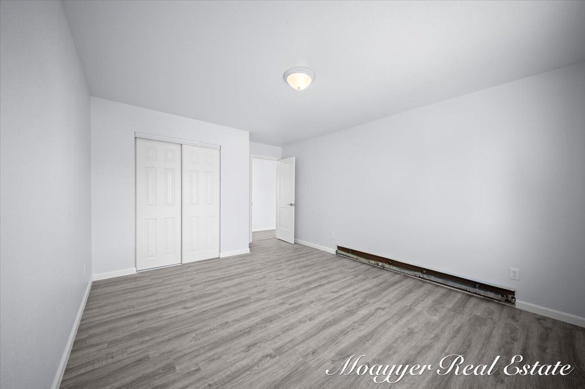 1041 Abbey Ct - Photo 5 of 10