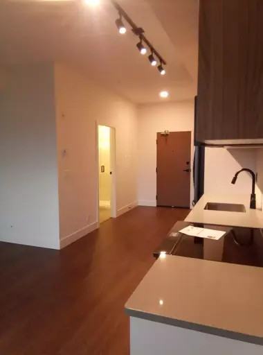 515 Chatham St #412 - Photo 2 of 8